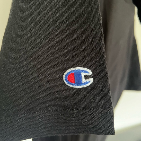 CHAMPION BLACK BOXY CROPPED TEE - Picture 5 of 7